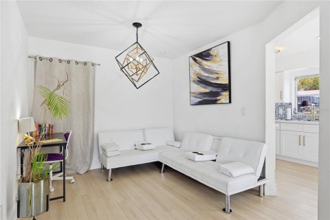 Casa en venta en Orlando, Florida, 3 dormitorios, 147.81 m2 № 2287285 - foto 15