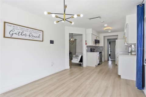 Casa en venta en Orlando, Florida, 3 dormitorios, 147.81 m2 № 2287285 - foto 25