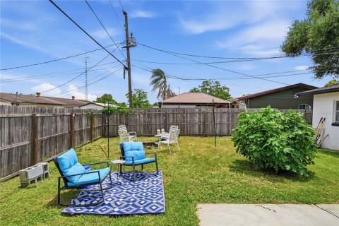 Casa en venta en Orlando, Florida, 3 dormitorios, 147.81 m2 № 2287285 - foto 18
