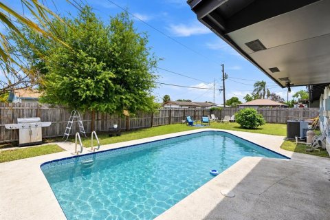 Casa en venta en Orlando, Florida, 3 dormitorios, 147.81 m2 № 2287285 - foto 8
