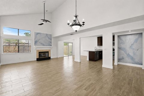 Dúplex en venta en Orlando, Florida, 3 dormitorios, 150.87 m2 № 2298436 - foto 7