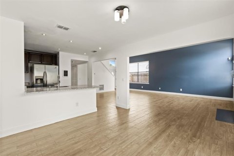 Dúplex en venta en Orlando, Florida, 3 dormitorios, 150.87 m2 № 2298436 - foto 13