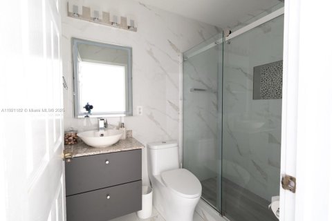 Condominio en venta en Doral, Florida, 4 dormitorios, 146.79 m2 № 1975269 - foto 7