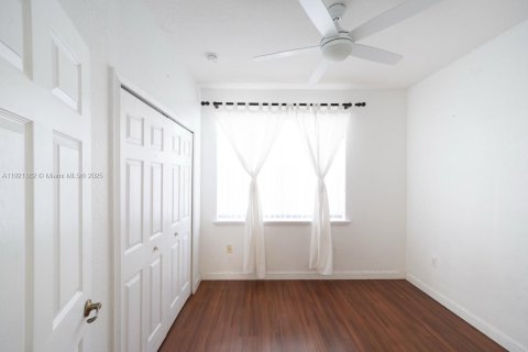 Condominio en venta en Doral, Florida, 4 dormitorios, 146.79 m2 № 1975269 - foto 9