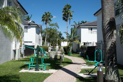 Condominio en venta en Doral, Florida, 4 dormitorios, 146.79 m2 № 1975269 - foto 12