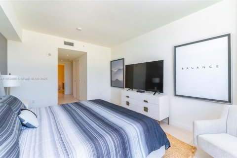 Condo in Fort Lauderdale, Florida, 2 bedrooms  № 1871852 - photo 14