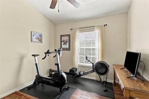 Townhouse in Tampa, Florida 3 bedrooms, 164.99 sq.m. № 2420632 - photo 25