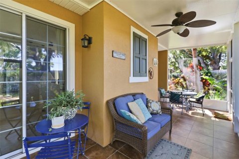 Townhouse in Tampa, Florida 3 bedrooms, 164.99 sq.m. № 2420632 - photo 28