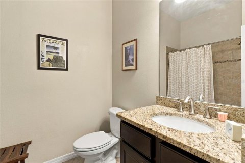 Townhouse in Tampa, Florida 3 bedrooms, 164.99 sq.m. № 2420632 - photo 23