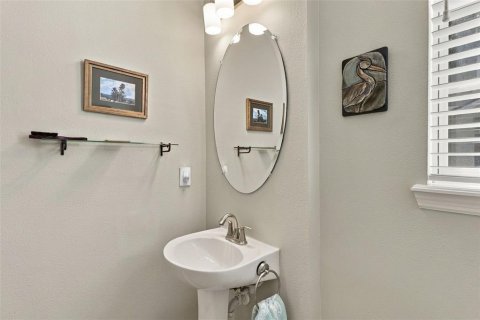 Townhouse in Tampa, Florida 3 bedrooms, 164.99 sq.m. № 2420632 - photo 14