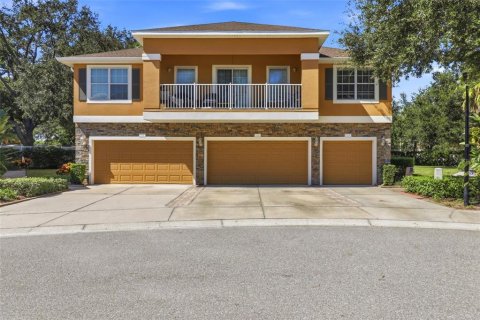 Townhouse in Tampa, Florida 3 bedrooms, 164.99 sq.m. № 2420632