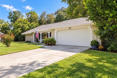 Villa ou maison à Hudson, Floride 2 chambres, 141.12 m2 № 2437288