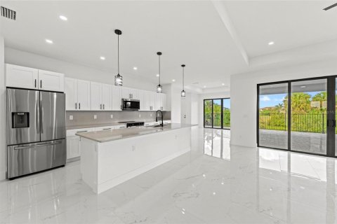 Casa en venta en Punta Gorda, Florida, 3 dormitorios, 242.1 m2 № 1858434 - foto 9