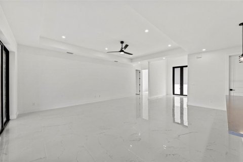 Casa en venta en Punta Gorda, Florida, 3 dormitorios, 242.1 m2 № 1858434 - foto 27