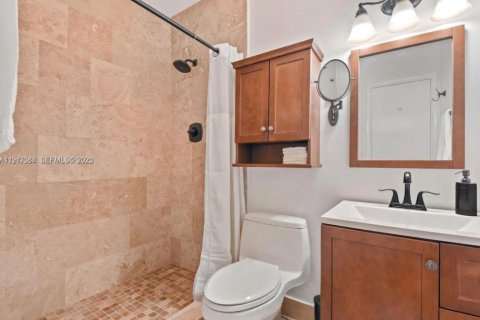 Villa ou maison à vendre à Cutler Bay, Floride: 4 chambres, 185.06 m2 № 2000191 - photo 8