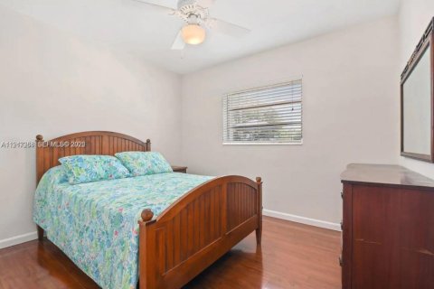 Villa ou maison à vendre à Cutler Bay, Floride: 4 chambres, 185.06 m2 № 2000191 - photo 5