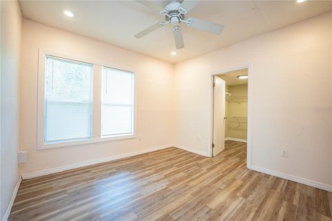 House in Lakeland, Florida 2 bedrooms, 105.82 sq.m. № 1894593 - photo 17
