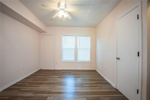 House in Lakeland, Florida 2 bedrooms, 105.82 sq.m. № 1894593 - photo 11