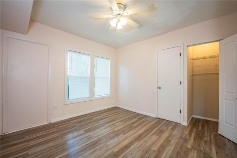 House in Lakeland, Florida 2 bedrooms, 105.82 sq.m. № 1894593 - photo 12