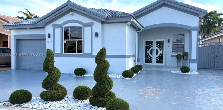 Casa en Hialeah, Florida 3 dormitorios, 164.34 m2 № 1982276