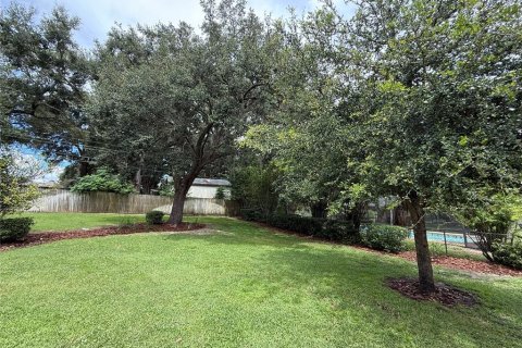 House in Lakeland, Florida 3 bedrooms, 170.2 sq.m. № 1901840 - photo 8