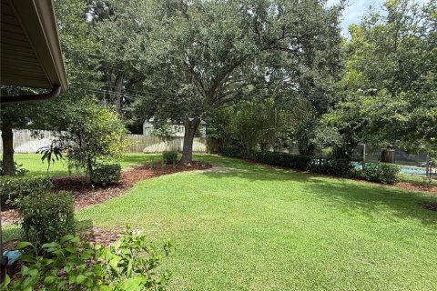 House in Lakeland, Florida 3 bedrooms, 170.2 sq.m. № 1901840 - photo 3