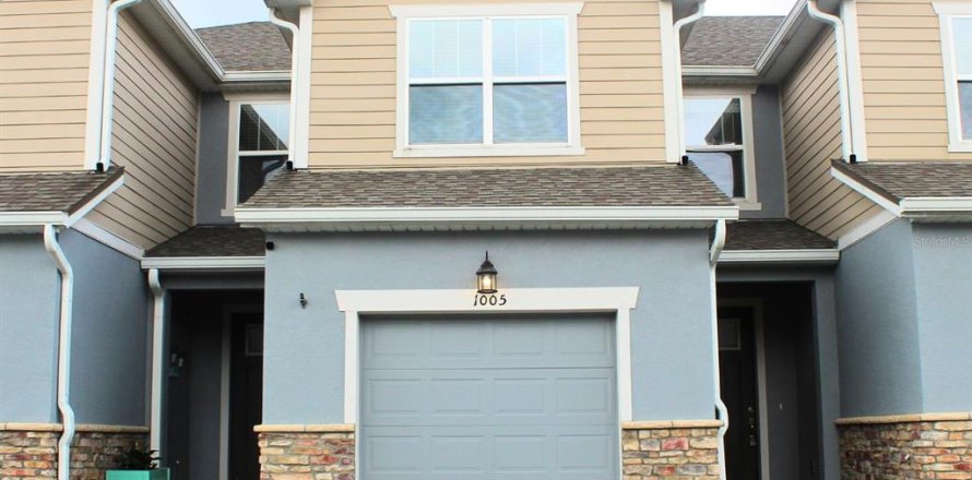 Townhouse in Orlando, Florida 3 bedrooms, 144.83 sq.m. № 1850172