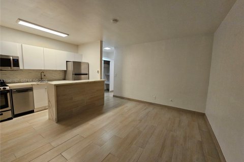 Apartamento en Hollywood, Florida 1 dormitorio, 55.74 m2 № 1998956