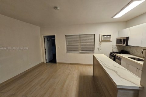 Apartamento en alquiler en Hollywood, Florida, 1 dormitorio, 55.74 m2 № 1998956 - foto 13