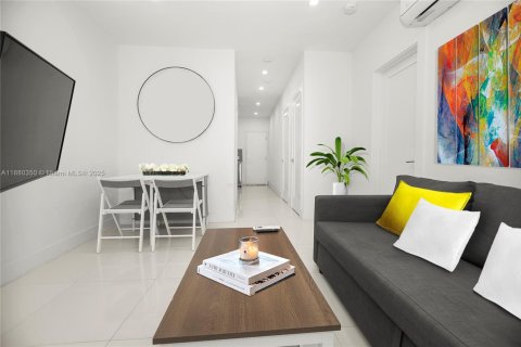 Appartement à louer à Miami Beach, Floride: 2 chambres, 65.03 m2 № 1929067 - photo 3