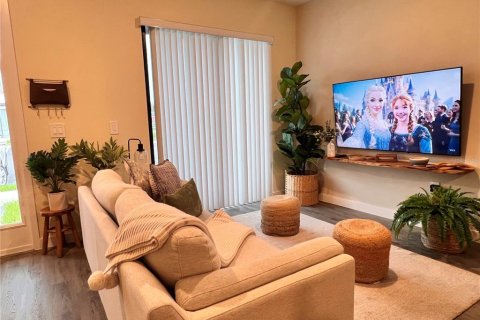Adosado en venta en Kissimmee, Florida, 3 dormitorios, 126.44 m2 № 1902659 - foto 3