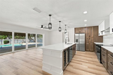 Villa ou maison à vendre à Clearwater, Floride: 4 chambres, 212.84 m2 № 2415393 - photo 11