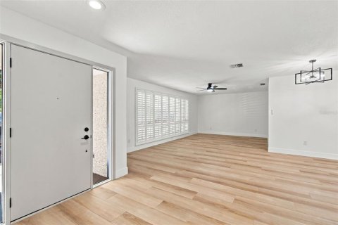 Villa ou maison à vendre à Clearwater, Floride: 4 chambres, 212.84 m2 № 2415393 - photo 4