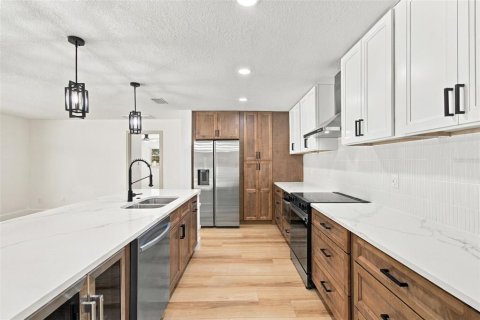 Villa ou maison à vendre à Clearwater, Floride: 4 chambres, 212.84 m2 № 2415393 - photo 12