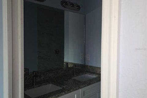 House in Lake Placid, Florida 3 bedrooms, 114.64 sq.m. № 1914237 - photo 10