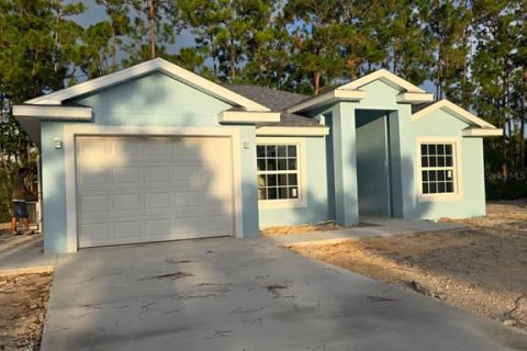 House in Lake Placid, Florida 3 bedrooms, 114.64 sq.m. № 1914237 - photo 3