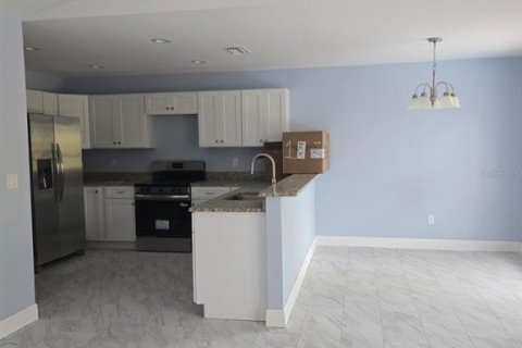 House in Lake Placid, Florida 3 bedrooms, 114.64 sq.m. № 1914237 - photo 23