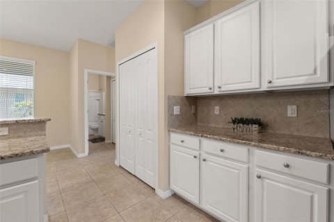 Casa en venta en Spring Hill, Florida, 3 dormitorios, 187.85 m2 № 2206663 - foto 18