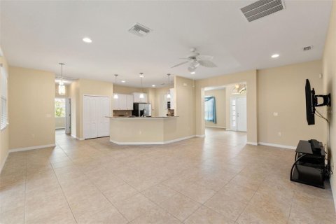 Casa en venta en Spring Hill, Florida, 3 dormitorios, 187.85 m2 № 2206663 - foto 28