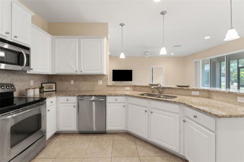 Casa en venta en Spring Hill, Florida, 3 dormitorios, 187.85 m2 № 2206663 - foto 19