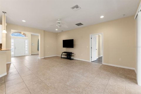 Casa en venta en Spring Hill, Florida, 3 dormitorios, 187.85 m2 № 2206663 - foto 26