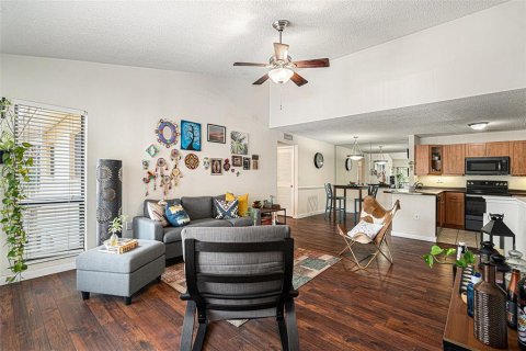 Condo in Tampa, Florida, 2 bedrooms  № 1654626 - photo 13