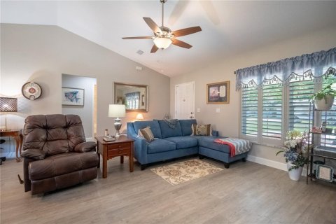 House in Summerfield, Florida 3 bedrooms, 136.85 sq.m. № 1602466 - photo 8