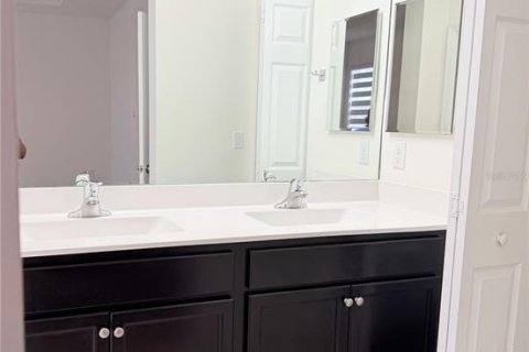 Touwnhouse à louer à Hialeah, Floride: 3 chambres, 158.68 m2 № 2147402 - photo 22