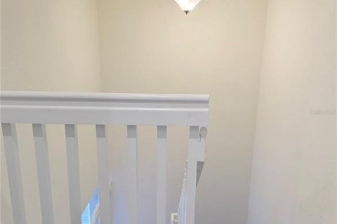 Touwnhouse à louer à Hialeah, Floride: 3 chambres, 158.68 m2 № 2147402 - photo 18