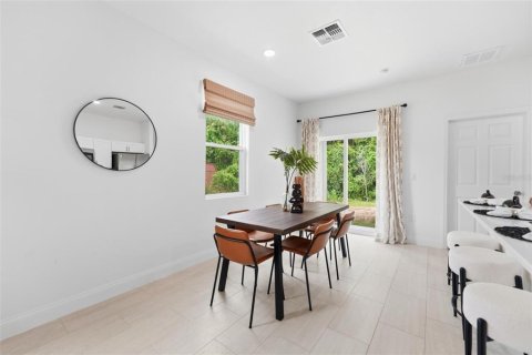 Villa ou maison à vendre à Orlando, Floride: 3 chambres, 126.72 m2 № 2423908 - photo 13
