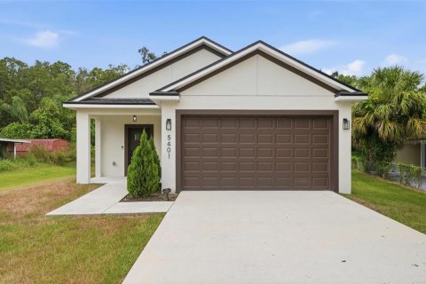 Villa ou maison à vendre à Orlando, Floride: 3 chambres, 126.72 m2 № 2423908 - photo 2