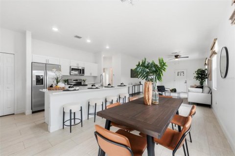 Villa ou maison à vendre à Orlando, Floride: 3 chambres, 126.72 m2 № 2423908 - photo 14