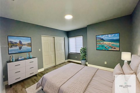 Купить коммерческую недвижимость в Майами, Флорида 217.67м2, № 2023394 - фото 21