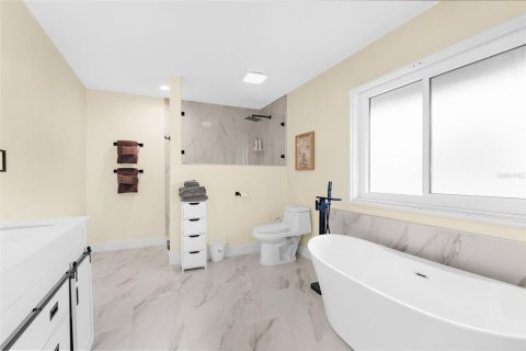 Casa en venta en Bradenton, Florida, 5 dormitorios, 293.2 m2 № 1916816 - foto 25